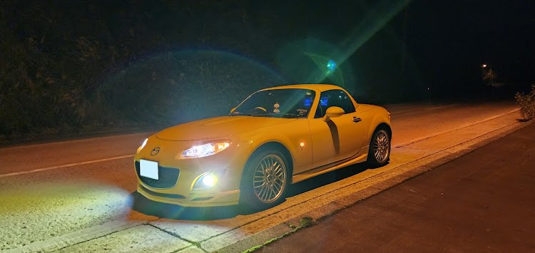 ロードスターのNC2ロードスター(≧▽≦)／・サンフラワーイエローです。(*´▽｀*)・(　-∀・)📷️✨　✨🚘️✨に関するカスタム事例の投稿画像1枚目