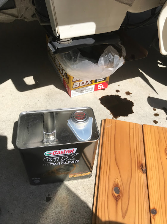 キャリイトラックのエンジンオイル交換に関するカスタム事例の投稿画像1枚目