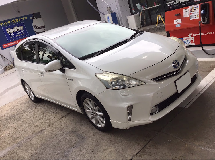 キーパープロショップ松風台さんが投稿したKeePerプロショップ・KeePerコーティング・ピュアキーパー・TOYOTA・プリウスαに関するカスタム事例の投稿画像2枚目
