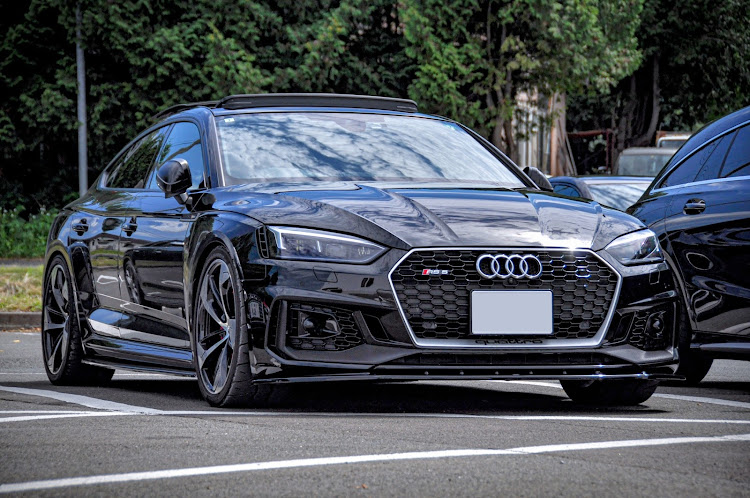RS5 スポーツバックのアウディツーリング・Audiツーリングin富良野・かなやま湖・道の駅南富良野・打って変わって快晴☀に関するカスタム事例の投稿画像3枚目