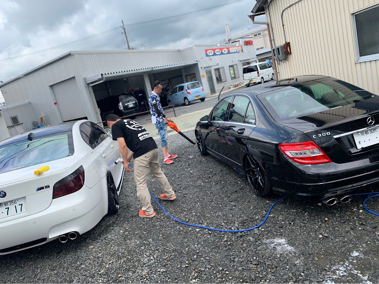 Cクラス セダンの撮影会・ドライブ・梅雨明けまだか・皆で洗車・最高の休日に関するカスタム事例の投稿画像2枚目
