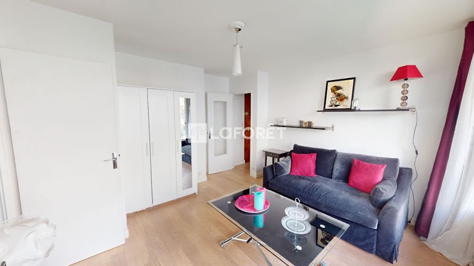 Location meublée appartement 1 pièce 26.57 m² à Rueil-Malmaison (92500), 920 €