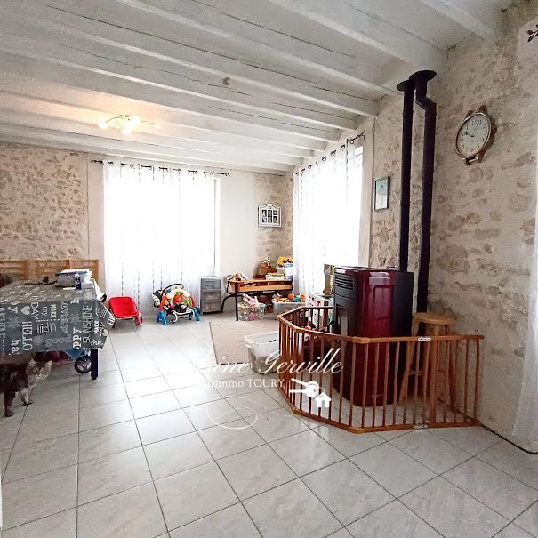 Vente propriété 5 pièces 166 m² à Orleans (45000), 241 500 €