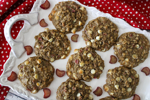 A platter of Rhubarb Oatmeal Cookies.