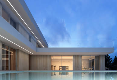 Villa with pool and terrace 4