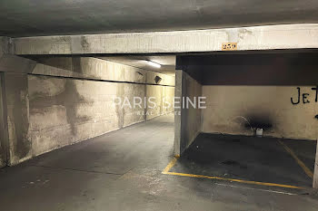 parking à Paris 6ème (75)