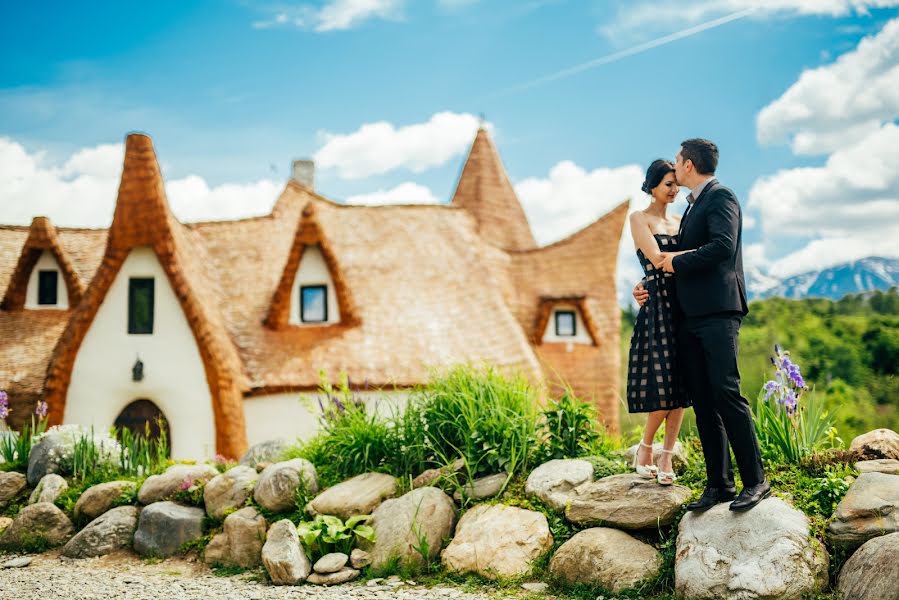 Fotografo di matrimoni Laurentiu Nica (laurentiunica). Foto del 12 marzo 2018