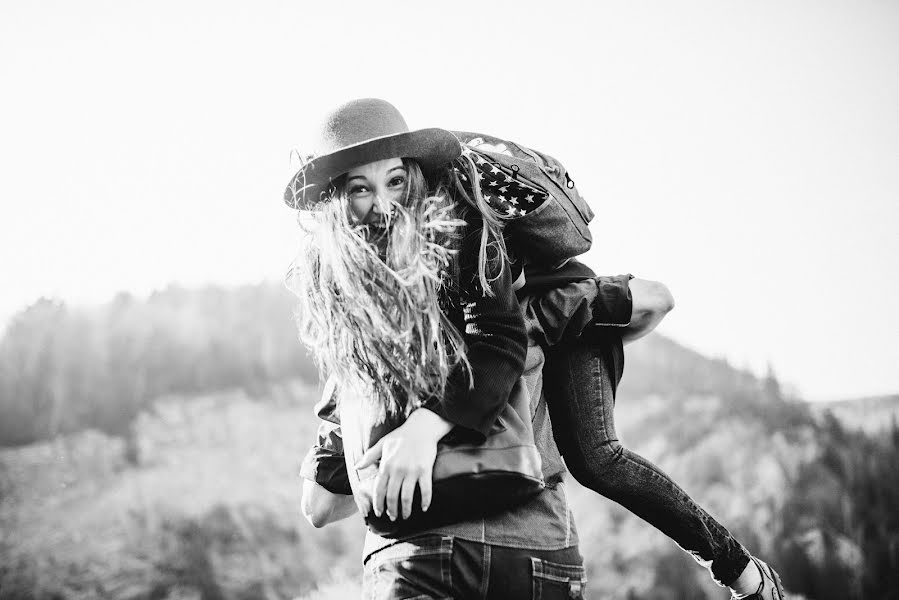 Fotografo di matrimoni Yura Yarema (jurajarema). Foto del 2 febbraio 2018