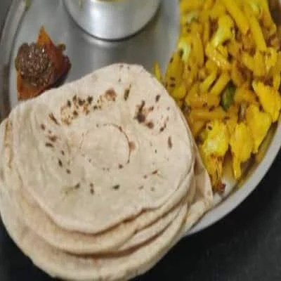 Desi Ghee Roti [5 Piece] Aloo Bhujiya [300 ML] Achar
