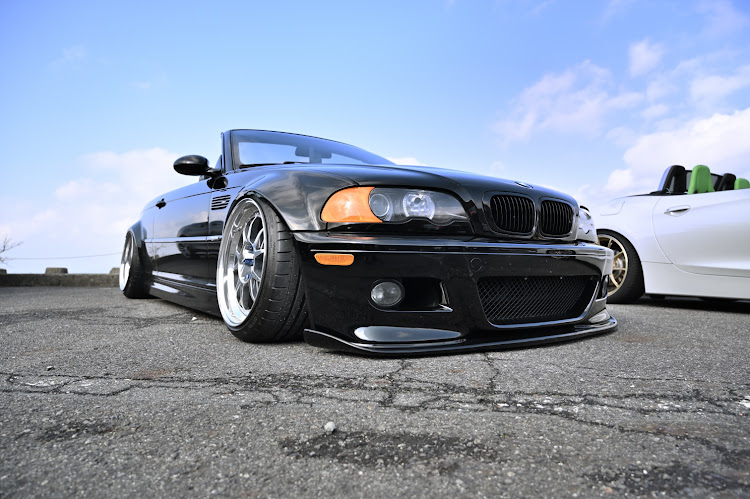 M4 クーペの紅葉と愛車・v10・伊吹山ドライブウェイ・M3カブリオレ・秋のドライブに関するカスタム事例の投稿画像6枚目