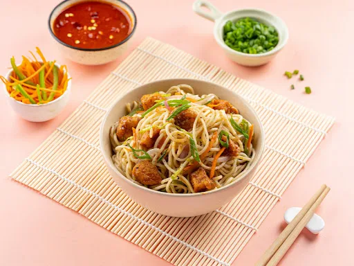 Classic Chicken Hakka Noodles