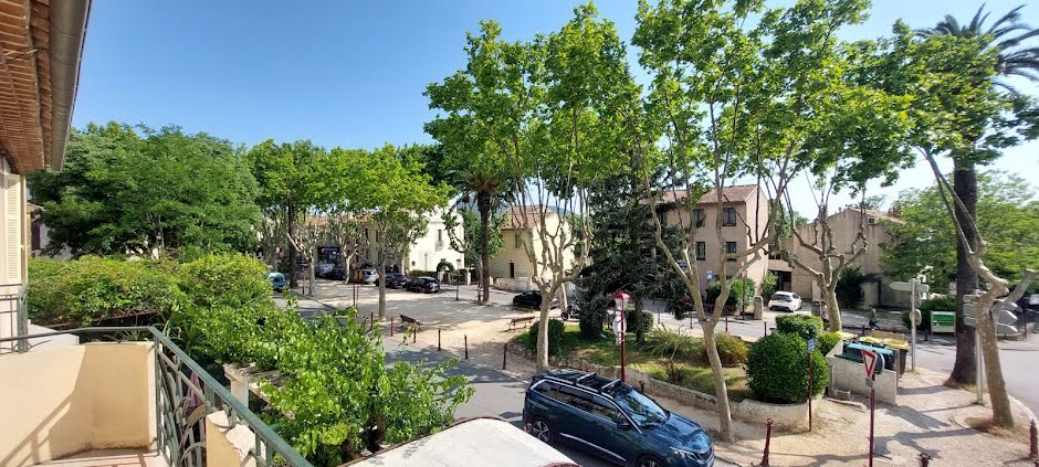 Vente maison 5 pièces 120 m² à Saint-Cyr-sur-Mer (83270), 460 000 €