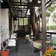 MT49 CAFE' 芒果樹49號咖啡店