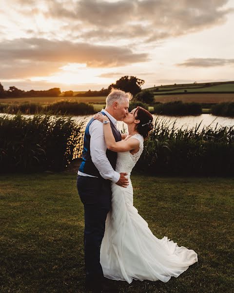 Wedding photographer Simon Billing (simonandkianaph). Photo of 2 July 2019