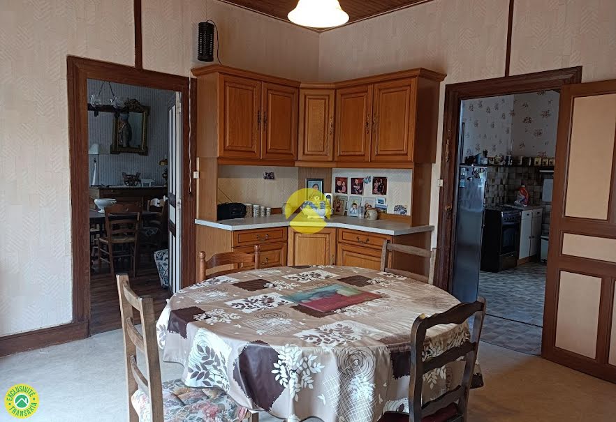 Vente maison 5 pièces 95 m² à Cosne-d'Allier (03430), 57 500 €