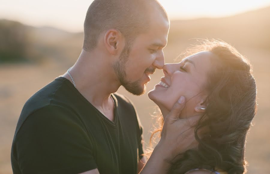 Wedding photographer Veronika Zozulya (veronichzz). Photo of 1 May 2019