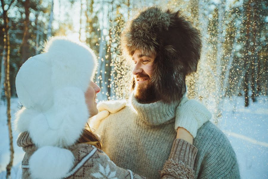 Fotógrafo de casamento Oleg Danilov (danilovph). Foto de 27 de janeiro 2015