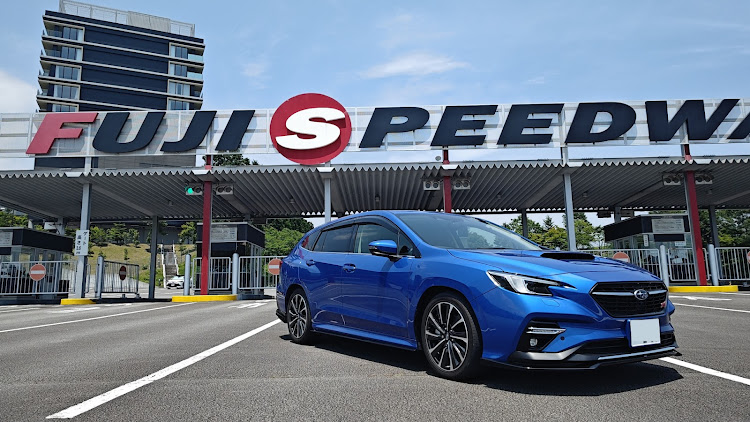 レヴォーグの斜め45度の美学・平日ドライブ・良い天気☀️・来週は、日箱行けるか？・梅雨はどこいった？に関するカスタム事例の投稿画像1枚目