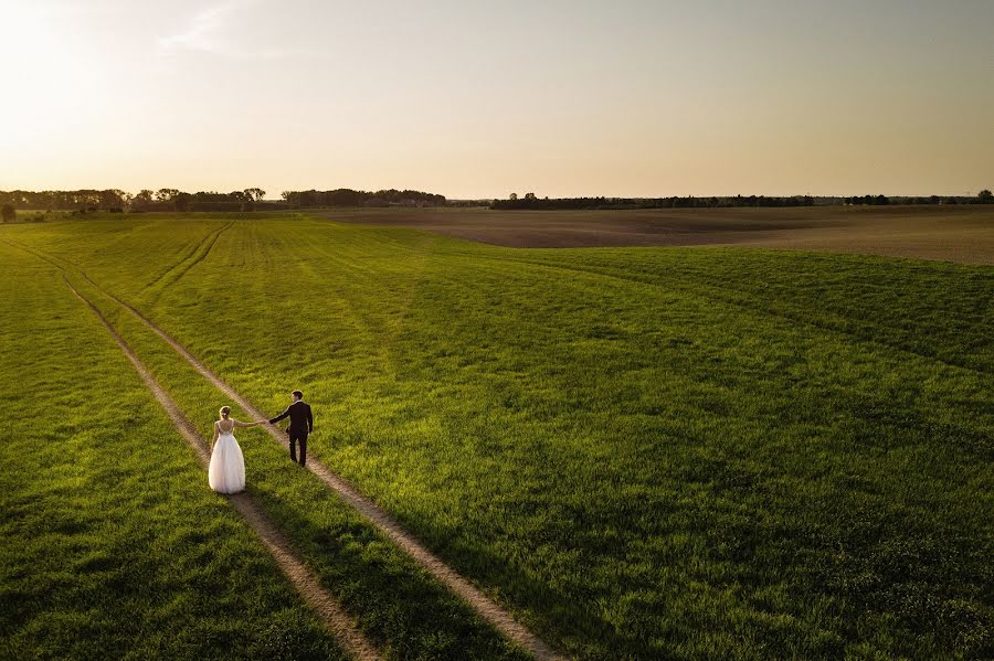 Fotograf ślubny Przemyslaw Markowski (photomarkowski). Zdjęcie z 7 września 2018