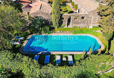 Villa avec piscine et jardin 3