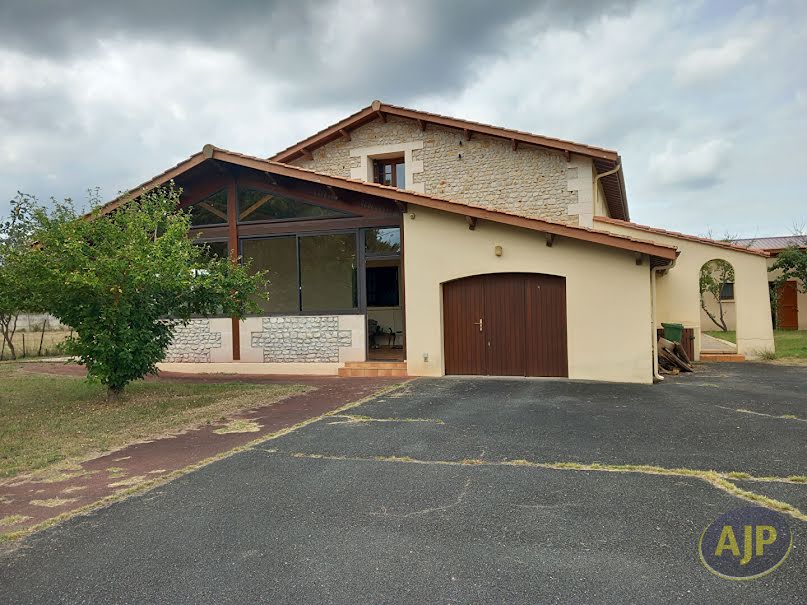 Vente maison 6 pièces 192.16 m² à Gaillan-en-Médoc (33340), 436 000 €