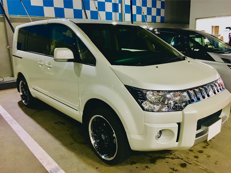 デリカD:5のやまたにやまさんが投稿したカスタム事例の投稿画像1枚目