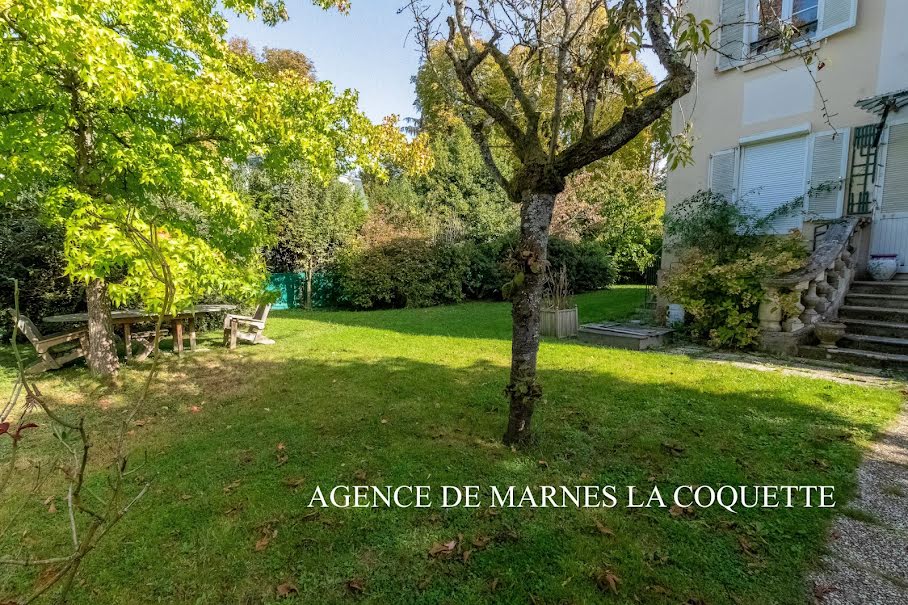 Vente maison 11 pièces 250 m² à Ville-d'Avray (92410), 1 350 000 €