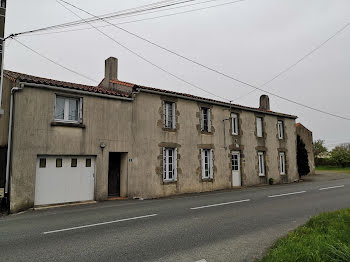 maison à Les Herbiers (85)