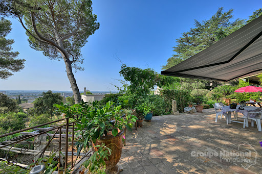 House with pool and terrace 1