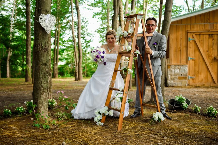 Fotógrafo de bodas Larisa Linca (larisalinca). Foto del 10 de enero 2019