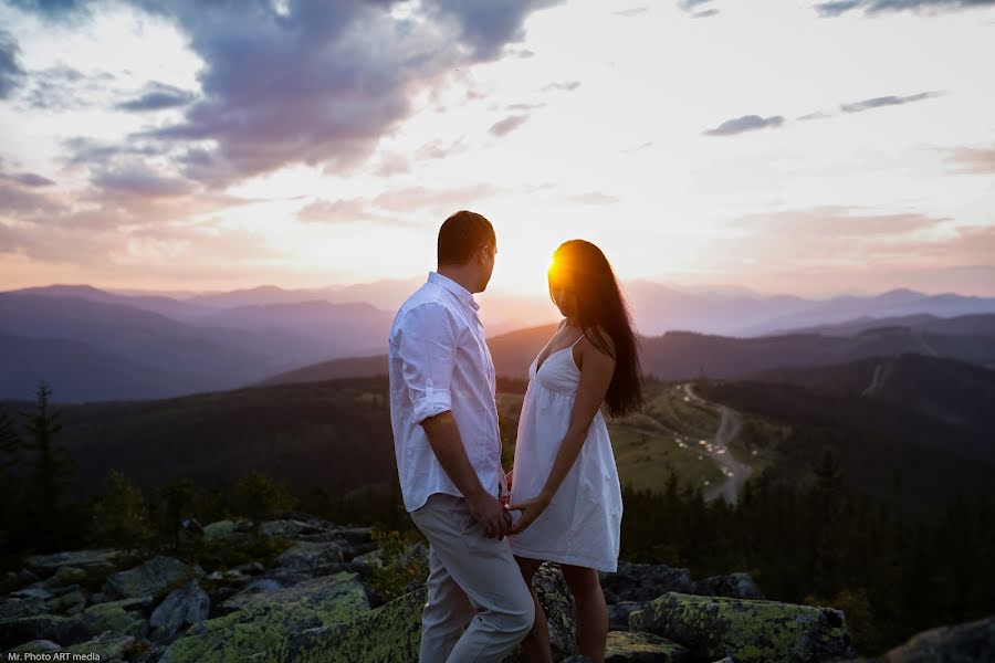 Wedding photographer Bogdan Vіntonyak (photoartmedia). Photo of 30 January 2019