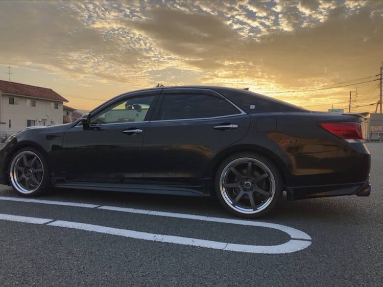 クラウンアスリートの210系クラウン・アスリートG・V6 3.5L・お空シリーズ・いつもイイネ&コメントありがとうございます🙇‍♂️に関するカスタム事例の投稿画像4枚目
