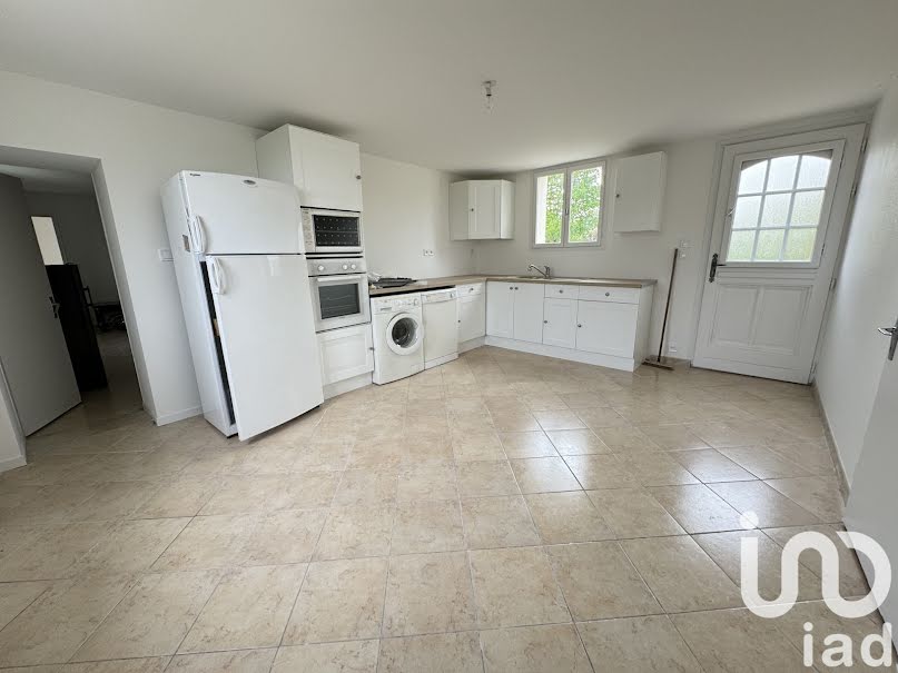 Vente maison 6 pièces 110 m² à Cronat (71140), 125 000 €