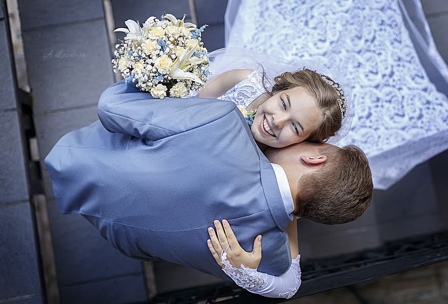 Fotógrafo de casamento Anastasiya Leonteva (aleonteva). Foto de 1 de setembro 2015