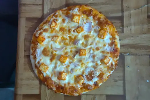 Onion With Paneer Pizza