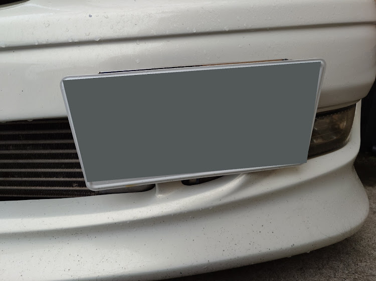 チェイサーの車検に向けて・フォグに被ってる・DIY・ナンバー位置変更・TLVN  AE86レビンに関するカスタム事例の投稿画像10枚目