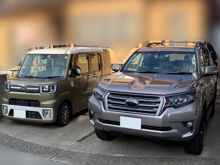 ランドクルーザープラドのランドクルーザープラド・150後期・アバンギャルドブロンズメタリック・フロアマット・洗車に関するカスタム事例の投稿画像1枚目