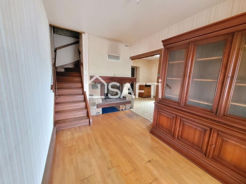 Vente maison 5 pièces 100 m² à Descartes (37160), 110 250 €