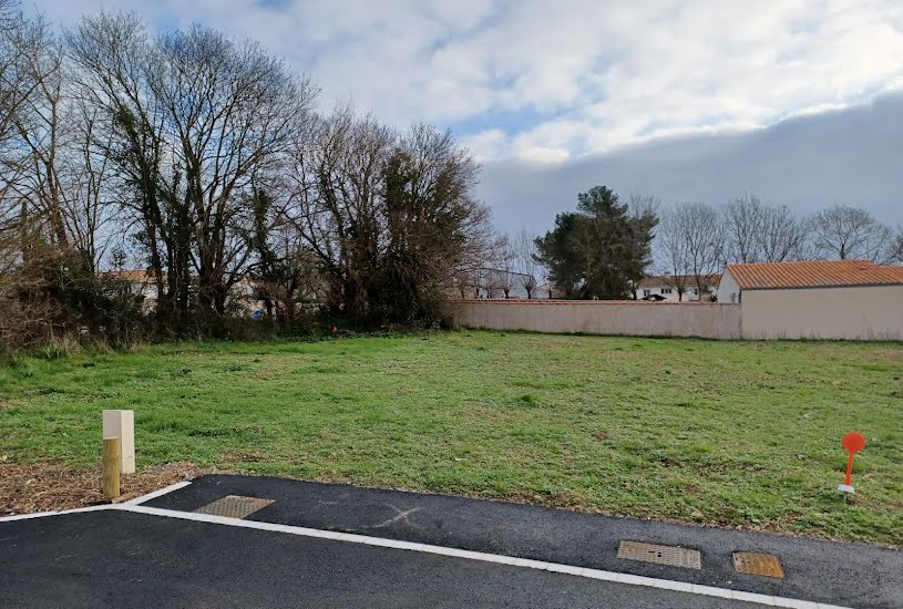  Vente Terrain à bâtir - 396m² à Salles-sur-Mer (17220) 