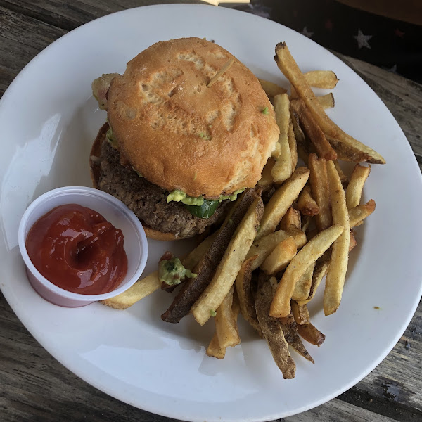 WILD GUACAMOLE BURGER