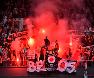 📷 RWDM-supporters komen met niet mis te verstane boodschap en zetten coach zwaar onder druk