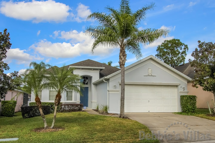 Orlando villa to rent, close to Disney, private pool, games room, Davenport community