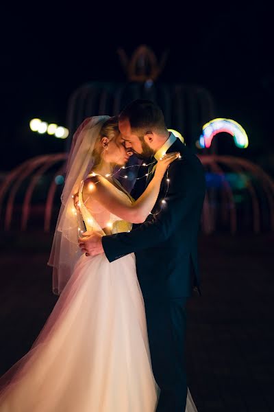 Fotografo di matrimoni Denis Marinchenko (denismarinchenko). Foto del 17 settembre 2020