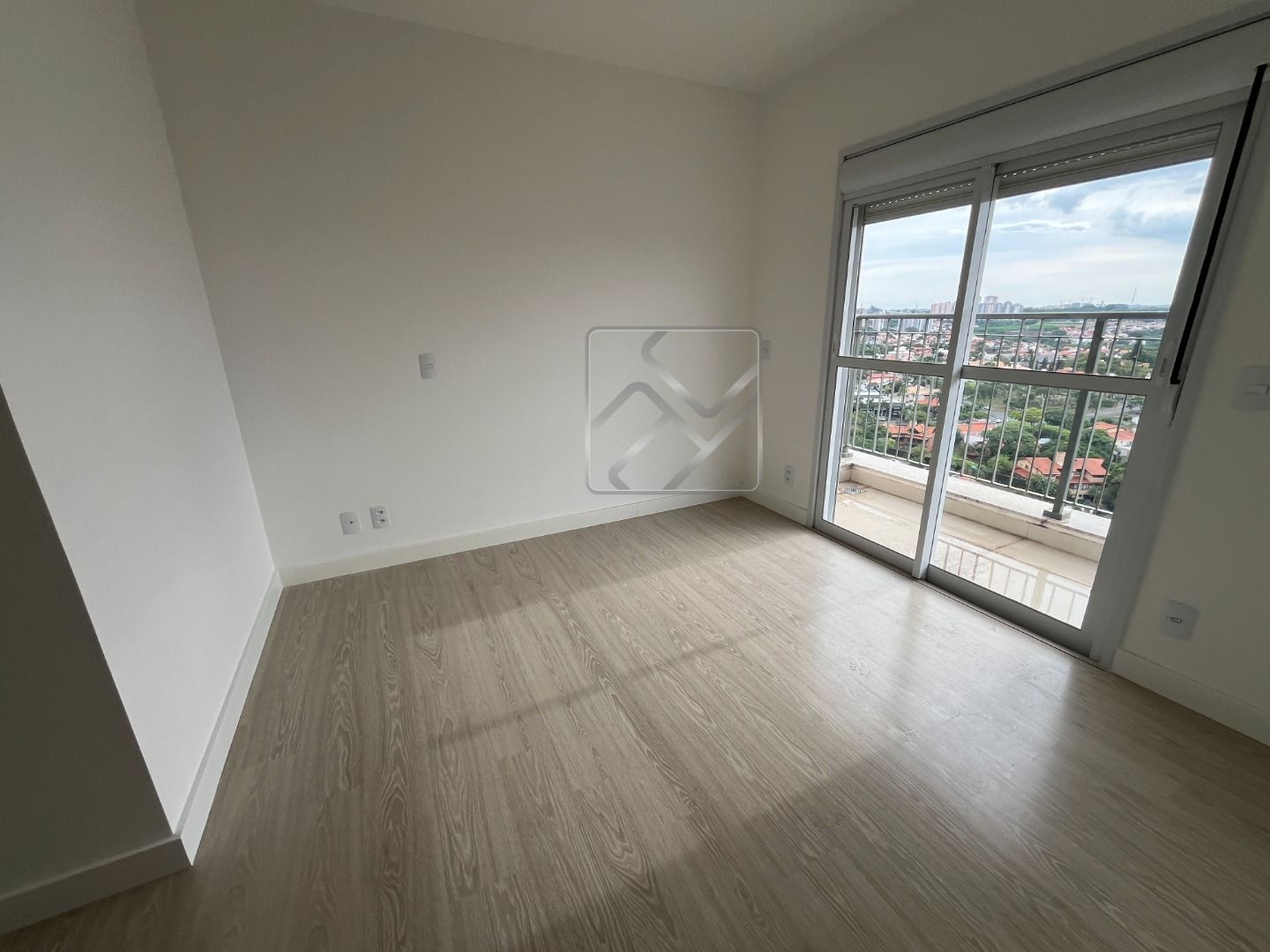 Apartamento - Tom Jobim Campolim