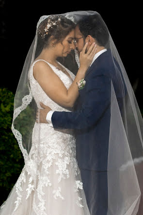 結婚式の写真家Ale Torresri (aletorresri)。2019 12月27日の写真