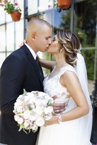 Fotógrafo de casamento Anna Chernysheva (annachernysheva). Foto de 21 de agosto 2019