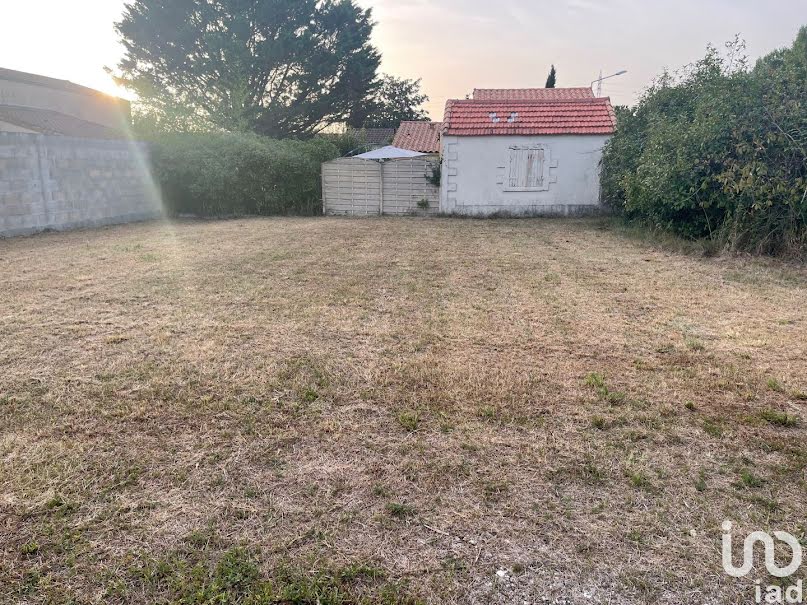 Vente terrain  223 m² à Saujon (17600), 76 000 €