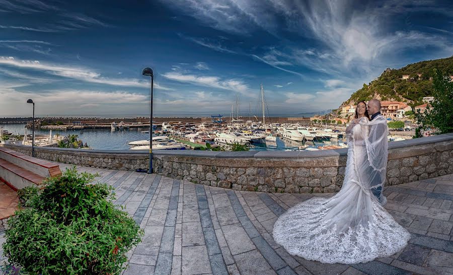 Fotografo di matrimoni Luciano Cascelli (lucio82). Foto del 4 aprile 2020