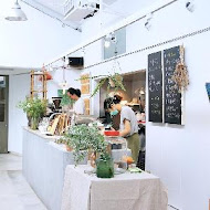 野事草店 Wild Herbs Gallery