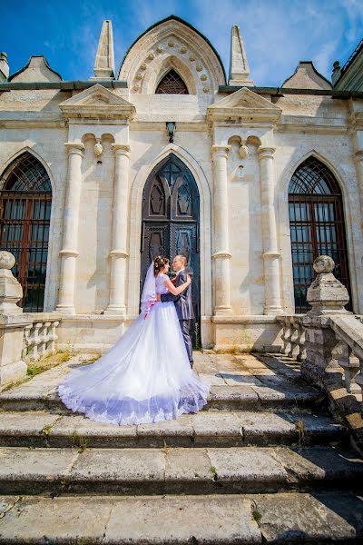 Fotografo di matrimoni Elena Bykova (eeelenka). Foto del 9 settembre 2015